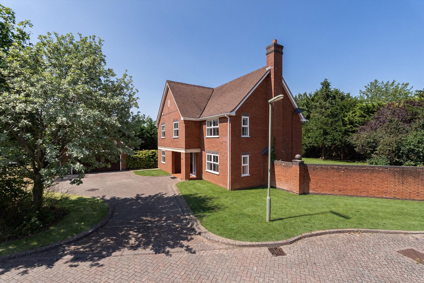 Image of St. Andrews Gardens, Cobham, Surrey KT11