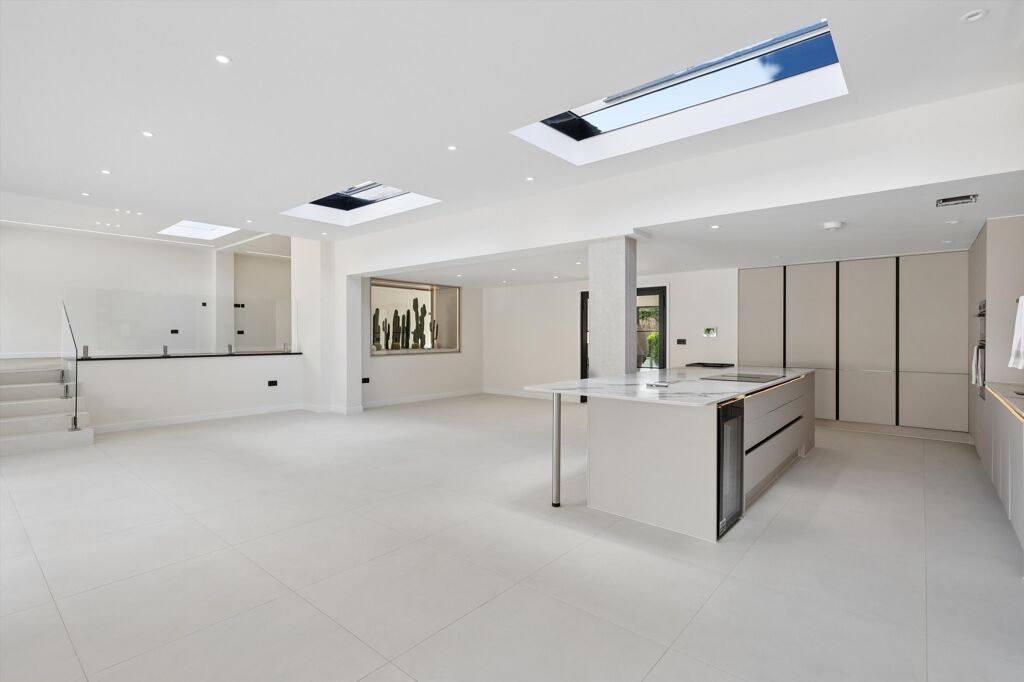 Image of Woodpecker Close, Cobham, Surrey KT11