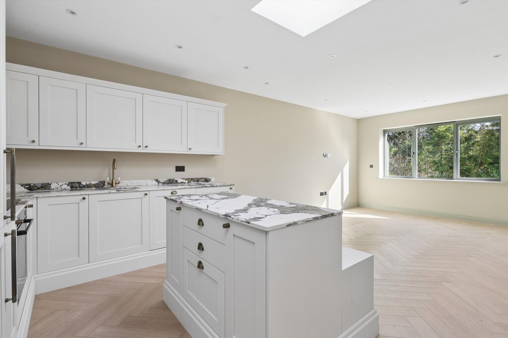 Image of Copsem Lane, Esher, Surrey KT10