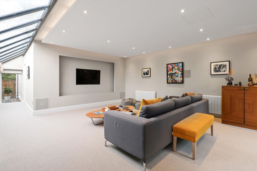 Image of Burleigh Park, Cobham, Surrey, KT11