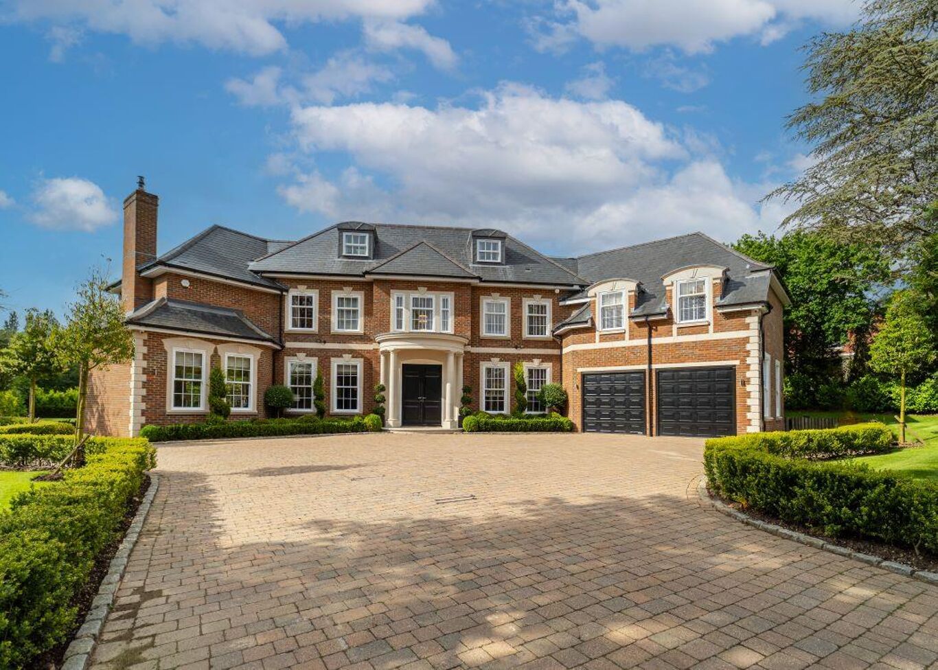 Image of Moles Hill, Oxshott, Leatherhead, Surrey, KT22