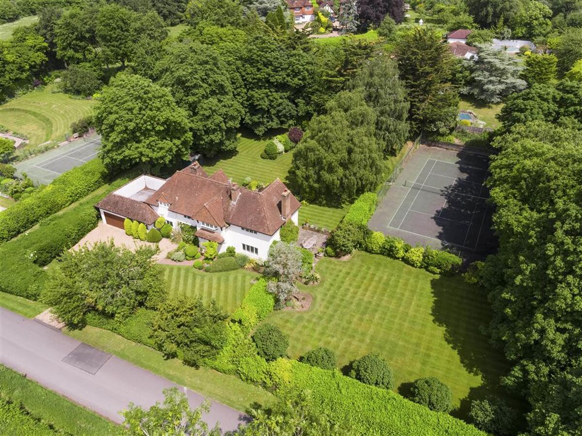 house to rent in Wix Hill, West Horsley, Leatherhead, Surrey, KT24