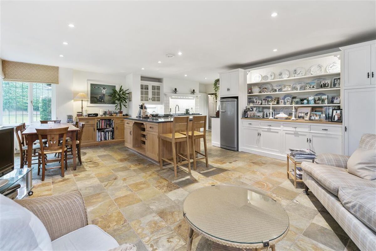 house to rent in Wix Hill, West Horsley, Leatherhead, Surrey, KT24