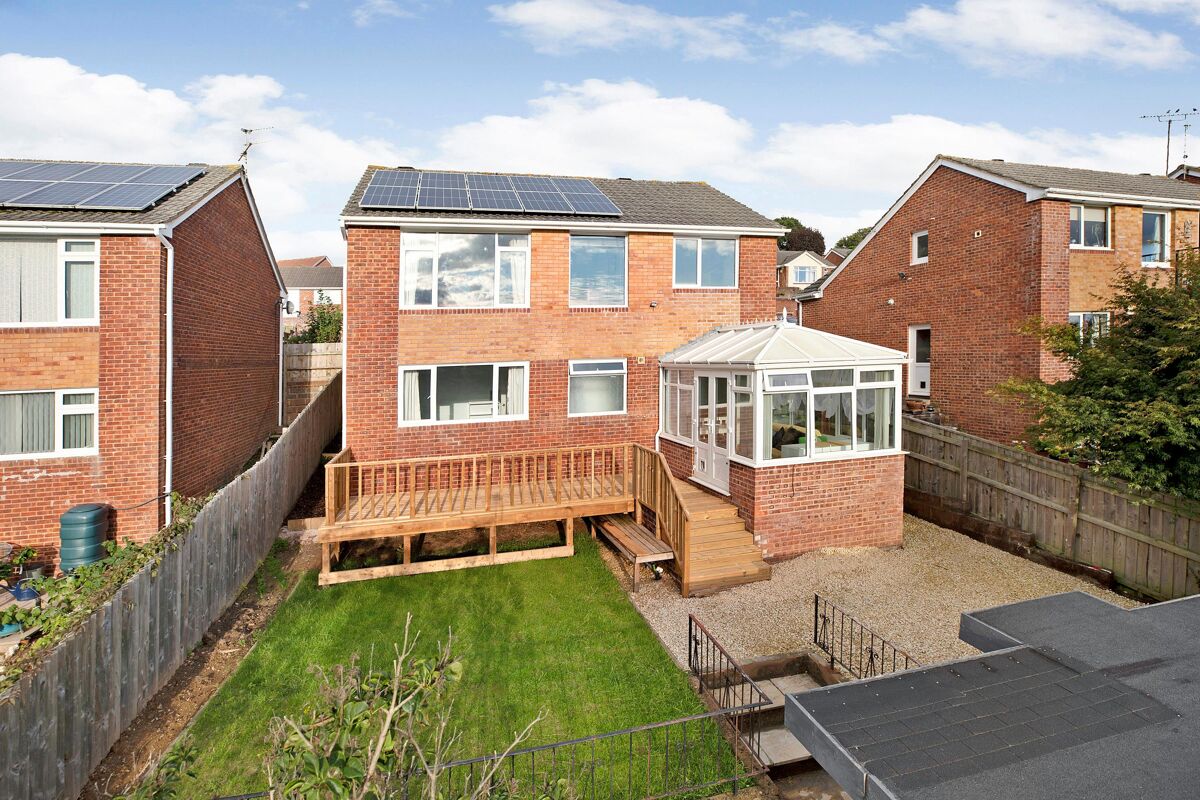 house for sale in Woodleigh Close, Exeter, Devon, EX4 EXE012000054