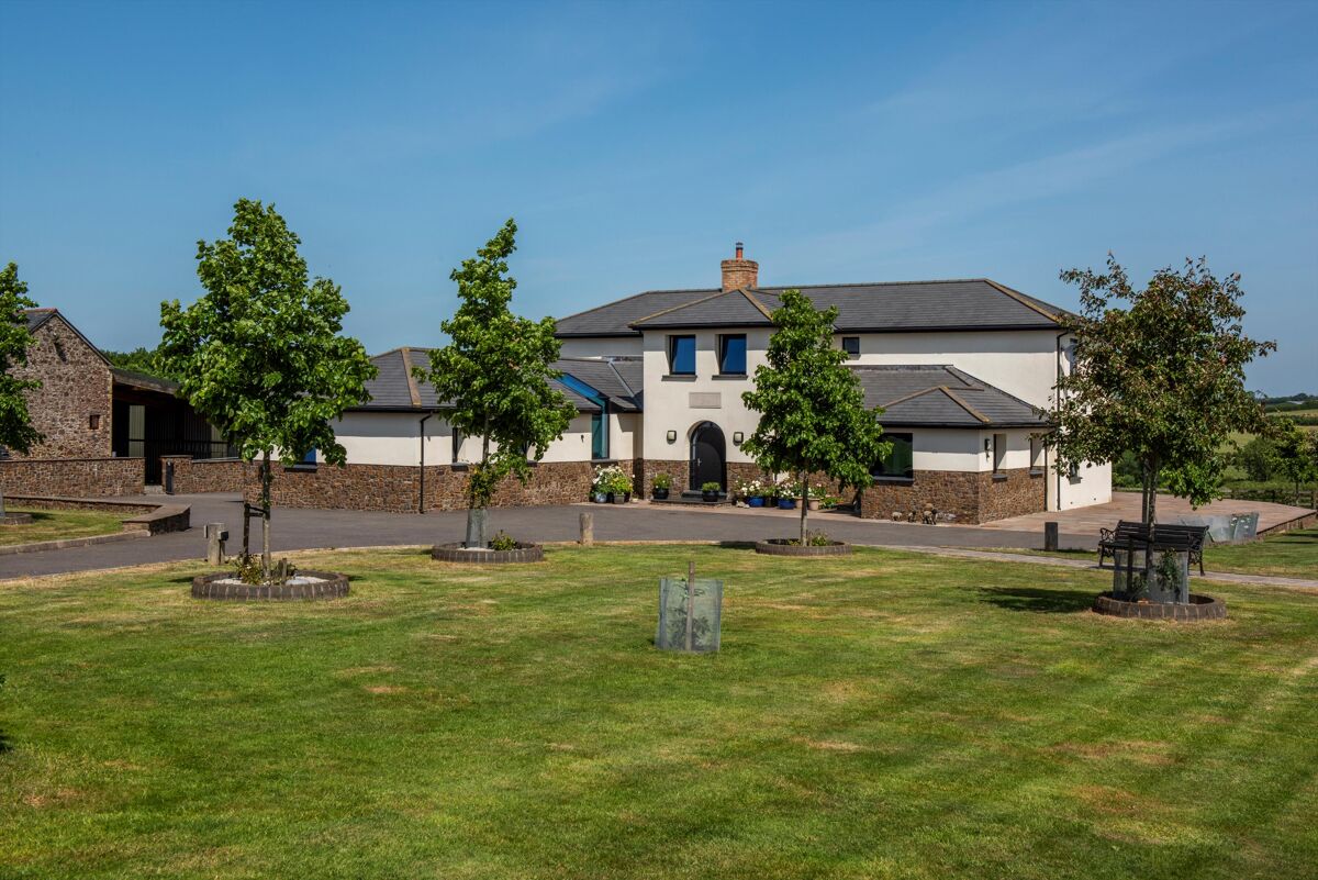 farm/estate for sale in Meeth, Okehampton, Devon, EX20 EXE012005820