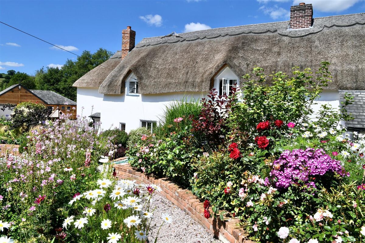 house for sale in Stockleigh Pomeroy, Crediton, Devon, EX17 EXE012012378 Knight Frank