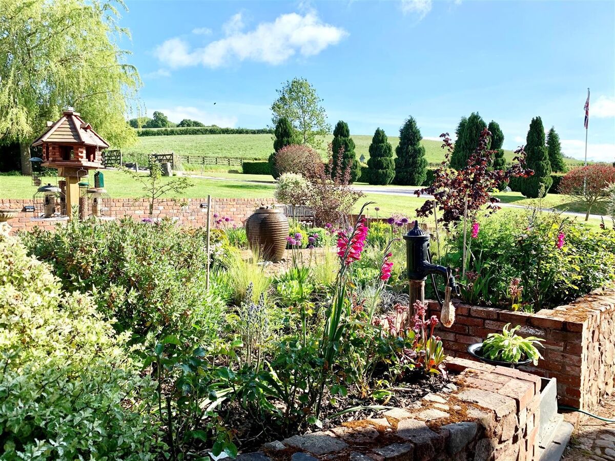 house for sale in Stockleigh Pomeroy, Crediton, Devon, EX17