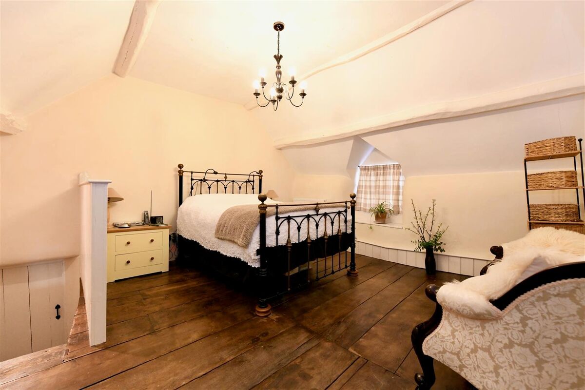 house for sale in Stockleigh Pomeroy, Crediton, Devon, EX17