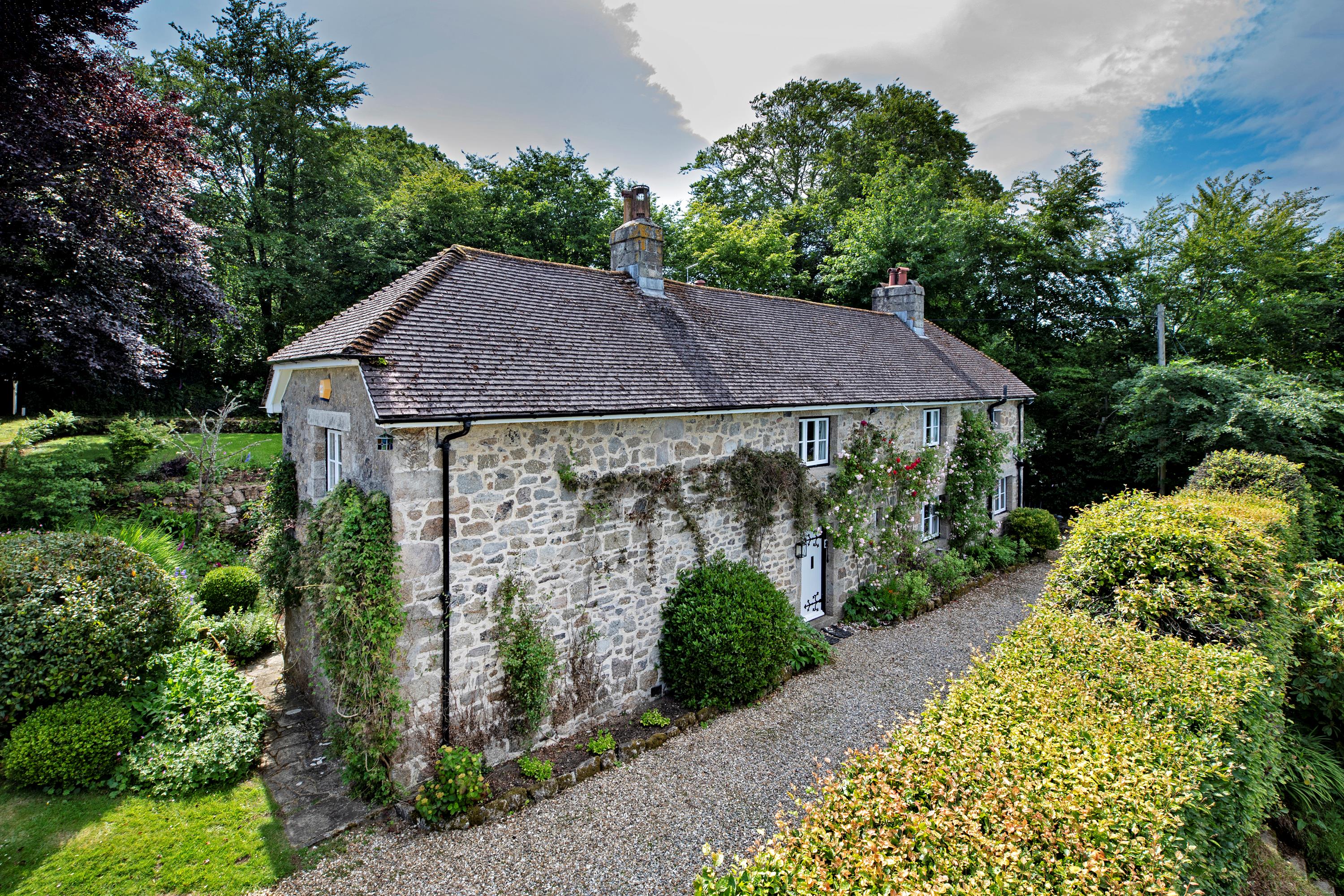 house for sale in Throwleigh, Okehampton, Devon, EX20 EXE012019509