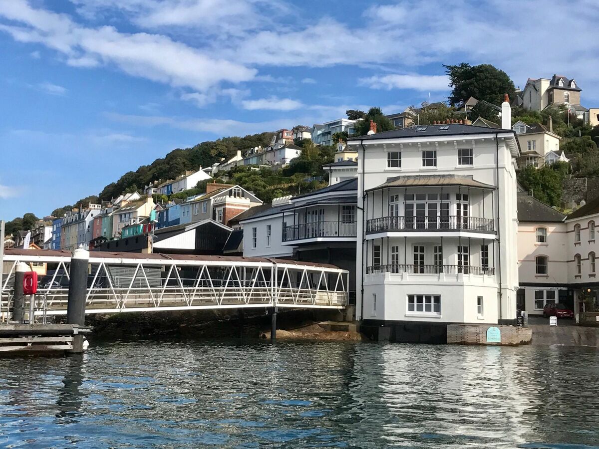 flat for sale in The Square, Kingswear, Dartmouth, Devon, TQ6