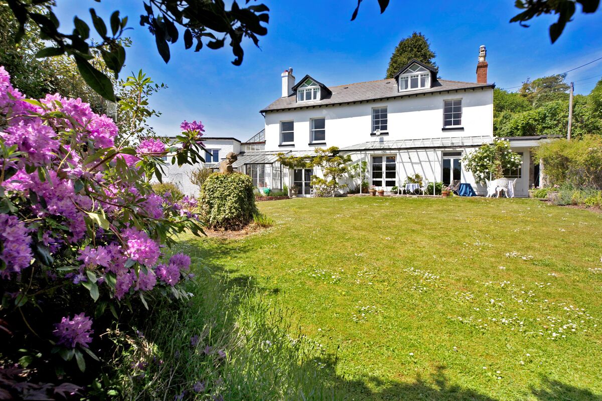 house for sale in Teignmouth, Devon, TQ14