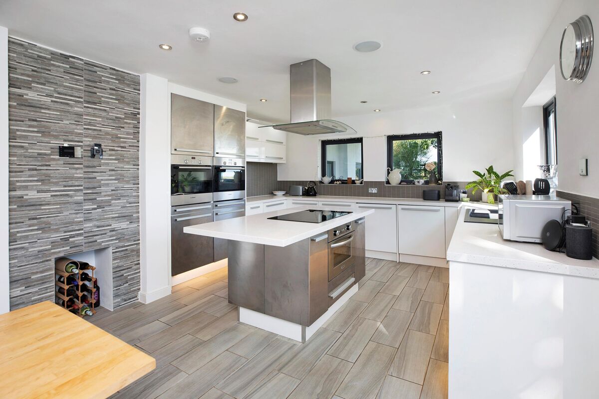 house for sale in Stoke Hill, Exeter, Devon, EX4 EXE012088612