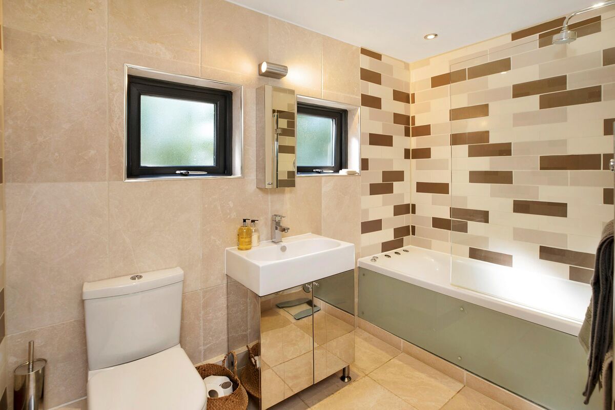 house for sale in Stoke Hill, Exeter, Devon, EX4 EXE012088612