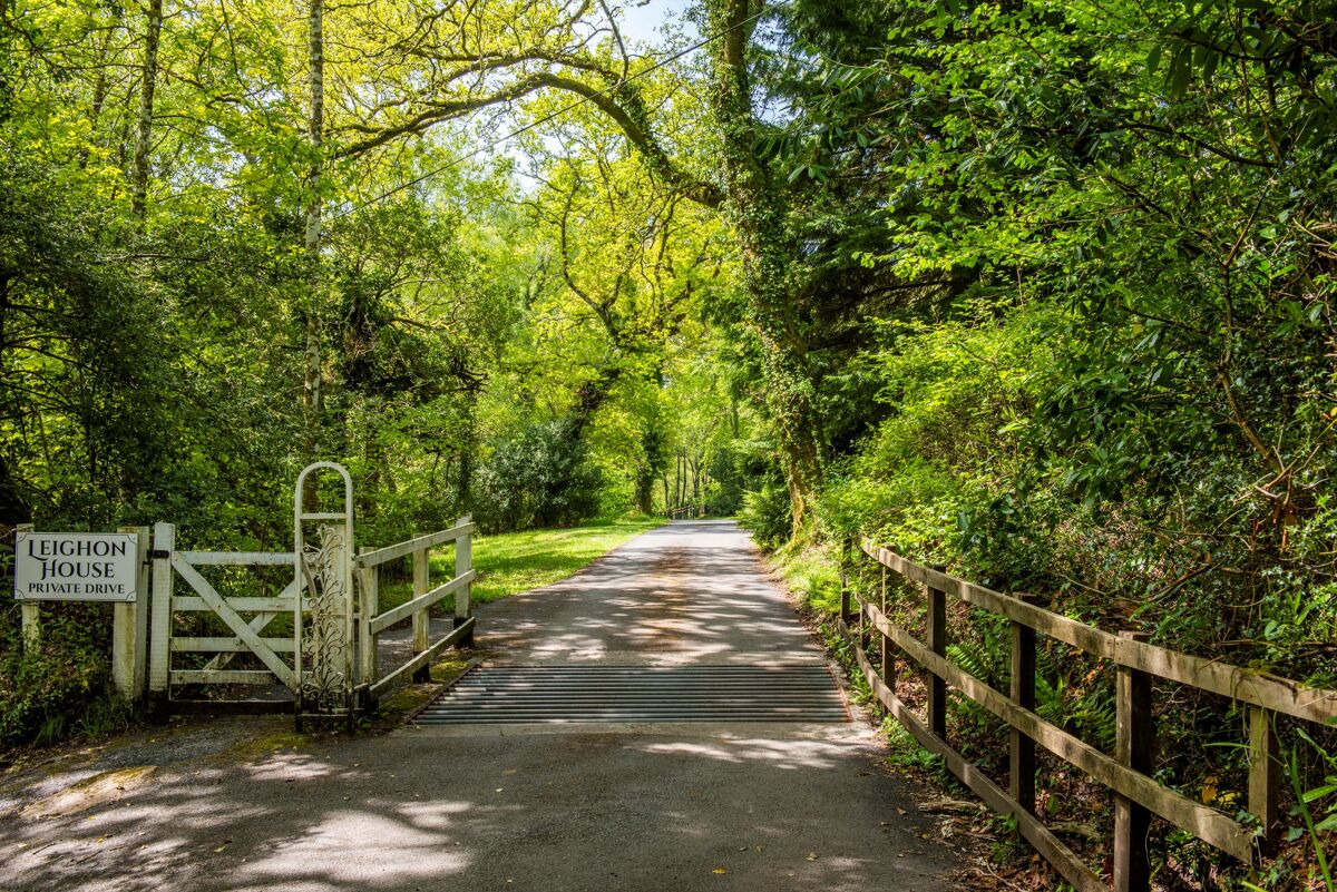 house for sale in Manaton, Newton Abbot, Devon, TQ13 EXE012094414 Knight Frank