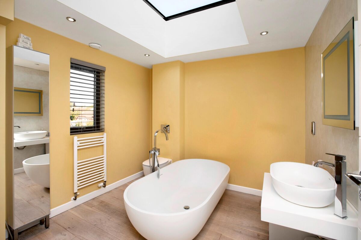 house for sale in Green Lane, Exton, Exeter, Devon, EX3 EXE012112823 Knight Frank