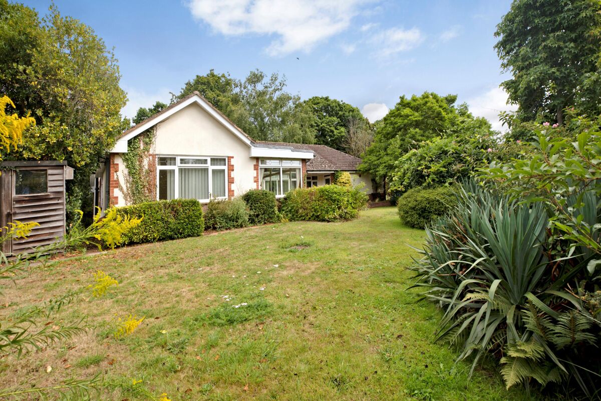 bungalow for sale in Kenn, Exeter, Devon, EX6 EXE012116349 Knight Frank