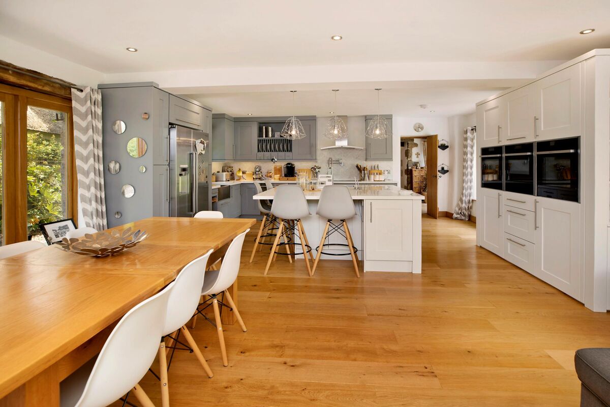 house for sale in Southbrook Lane, Bovey Tracey, Devon, TQ13 EXE012122836 Knight Frank