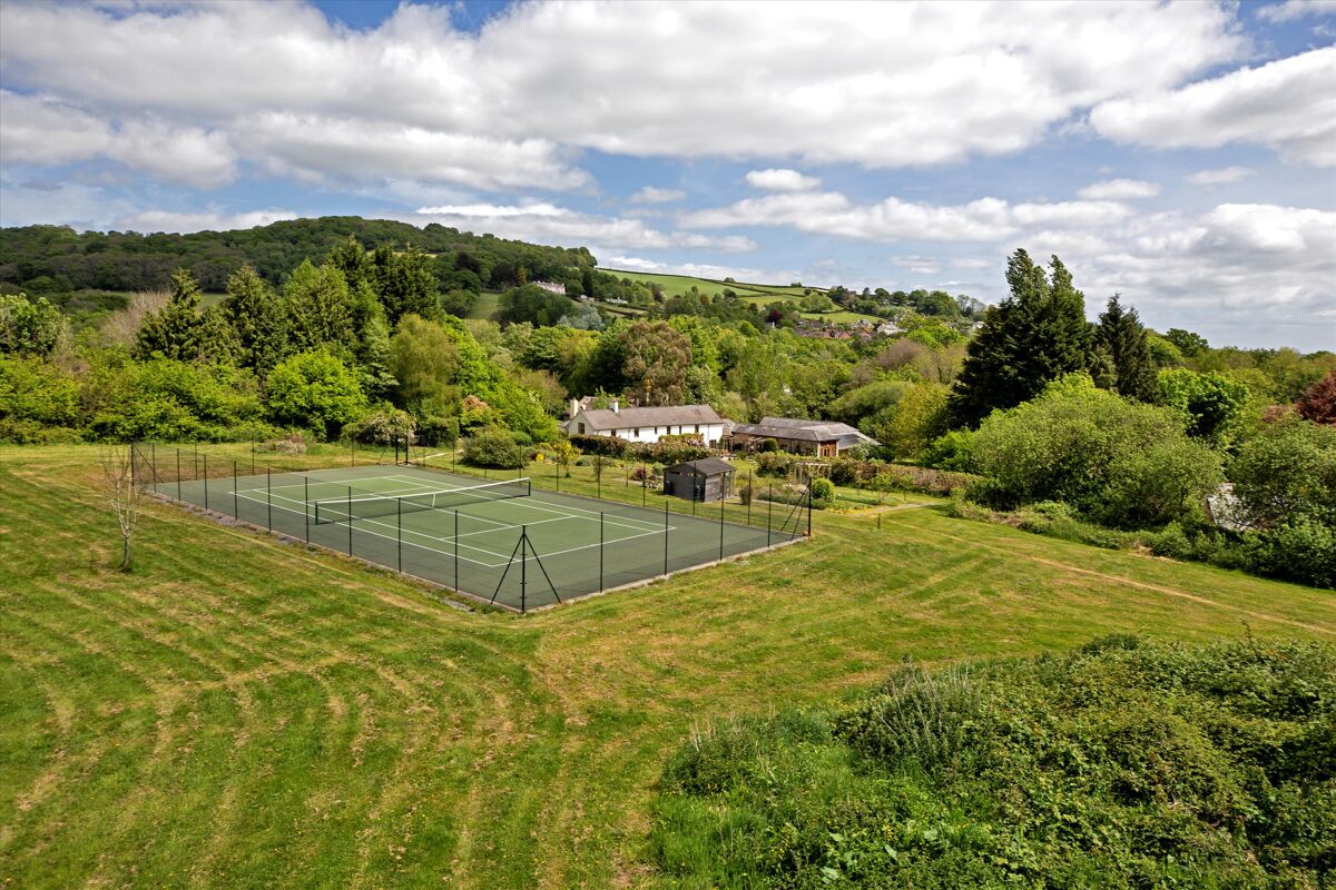 house for sale in Southbrook Lane, Bovey Tracey, Devon, TQ13 EXE012122836 Knight Frank