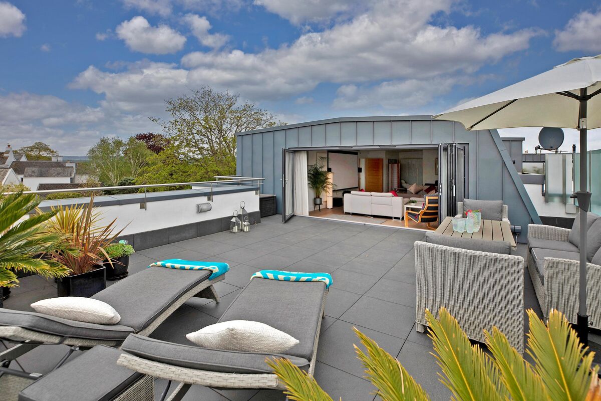 house for sale in The Lyndons, Lyndhurst Road, Exeter, Devon, EX2