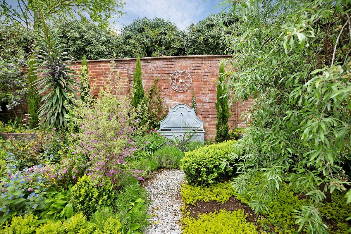 house for sale in The Lyndons, Lyndhurst Road, Exeter, Devon, EX2