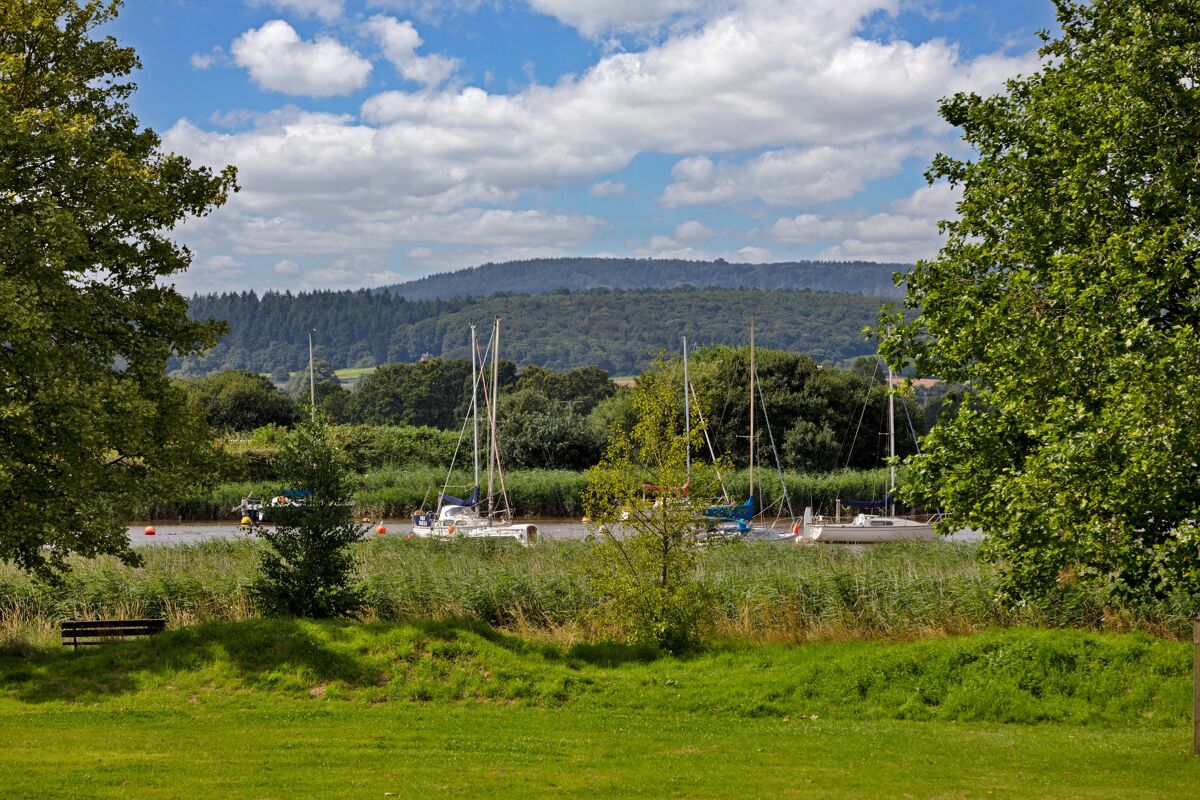 house for sale in Ferry Road, Topsham, Exeter, Devon, EX3 EXE012142002 Knight Frank