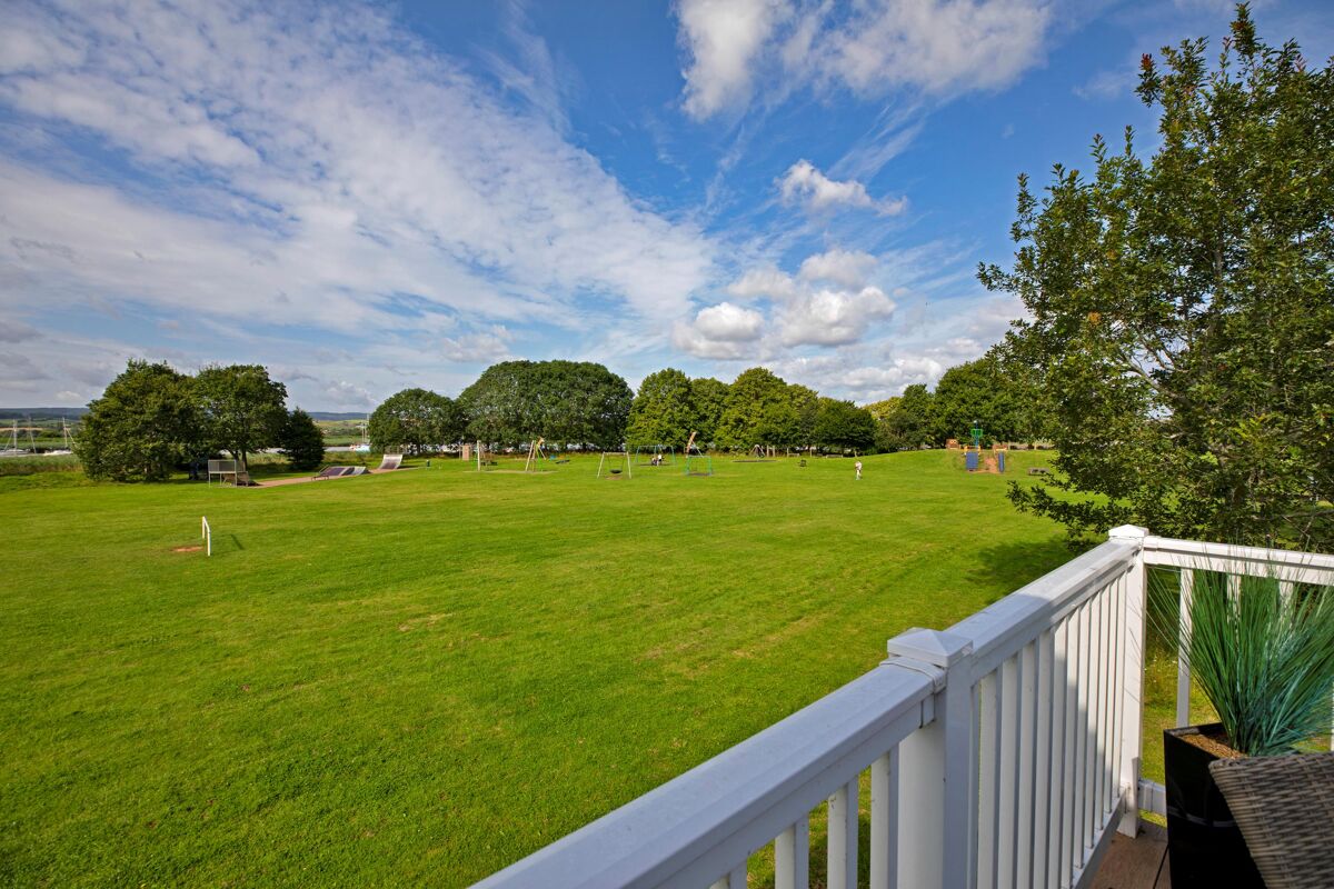 house for sale in Ferry Road, Topsham, Exeter, Devon, EX3 EXE012142002 Knight Frank