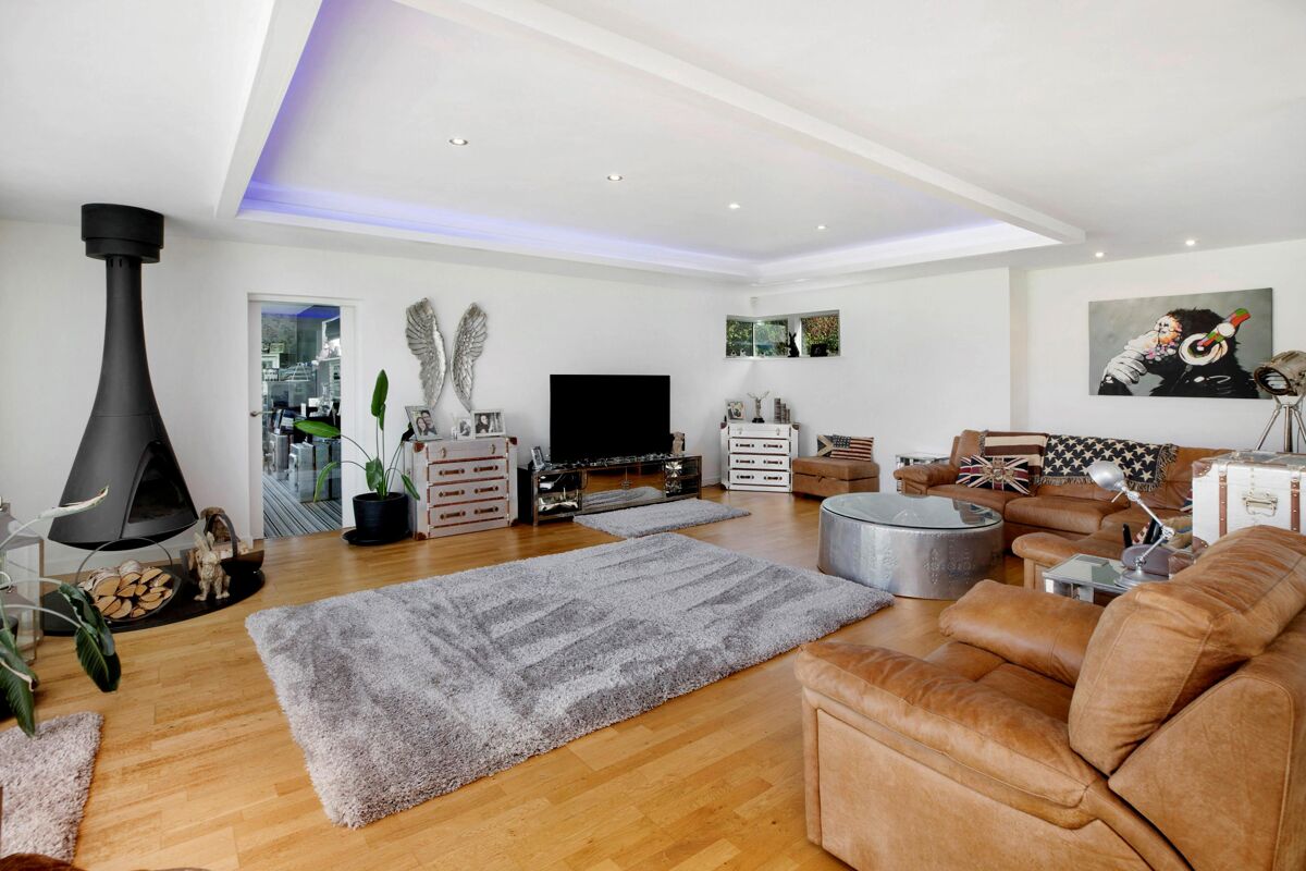 house for sale in Ferry Road, Topsham, Exeter, Devon, EX3