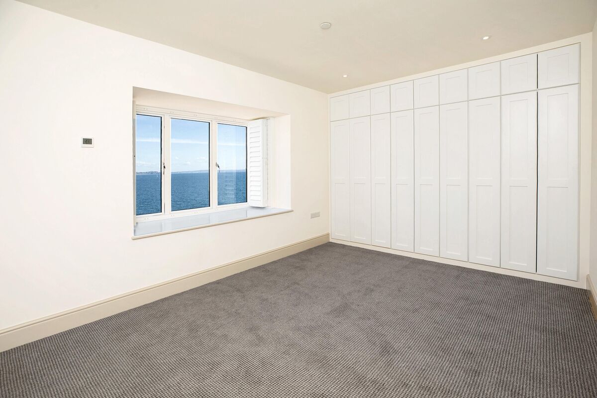 house for sale in Beach Road, Torquay, Devon, TQ1 EXE012193480