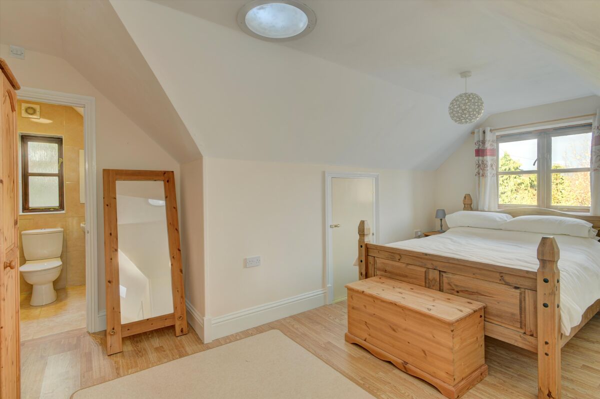 house for sale in Bilbrook, Minehead, Somerset, TA24 EXE012206748