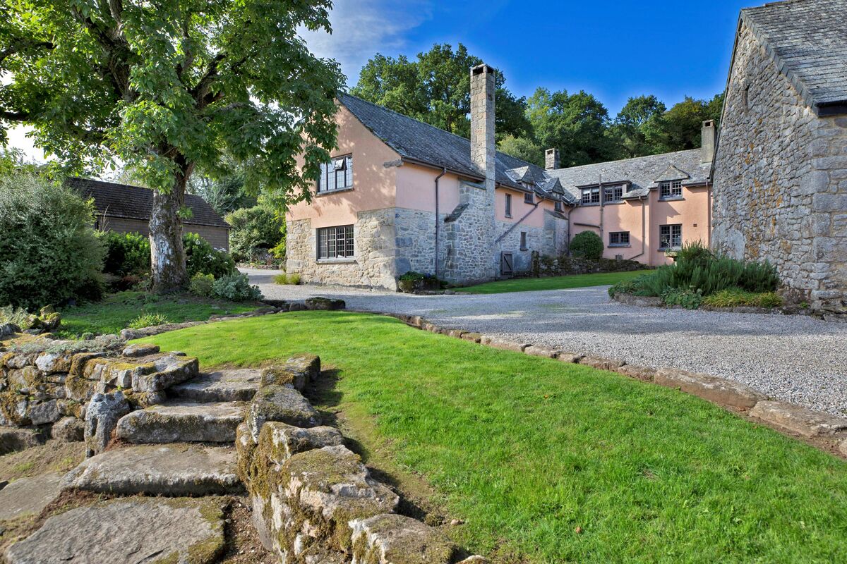 house for sale in Chagford, Newton Abbot, Devon, TQ13 EXE012217700