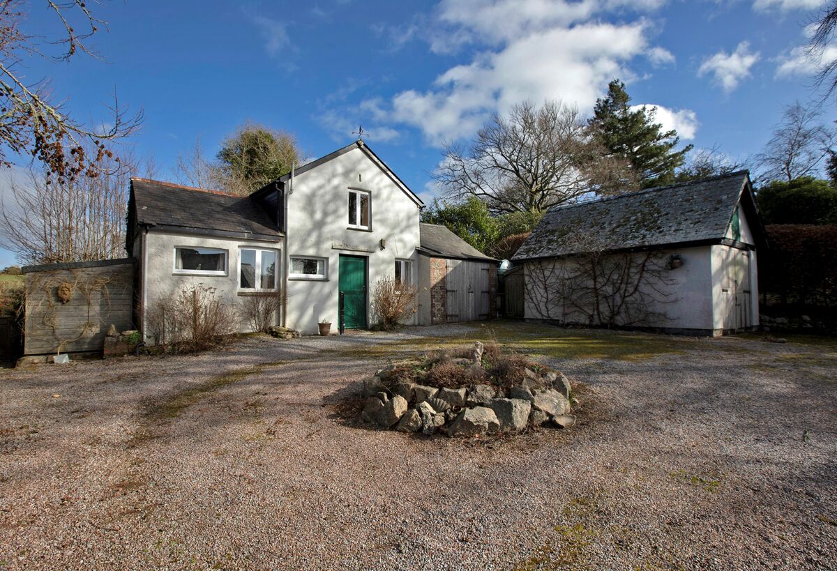 house for sale in Chagford, Newton Abbot, Devon, TQ13 EXE012252651