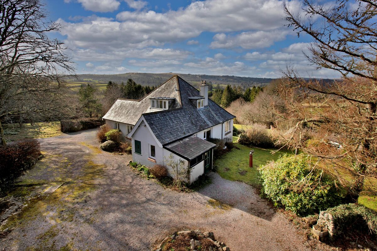 house for sale in Chagford, Newton Abbot, Devon, TQ13 EXE012252651