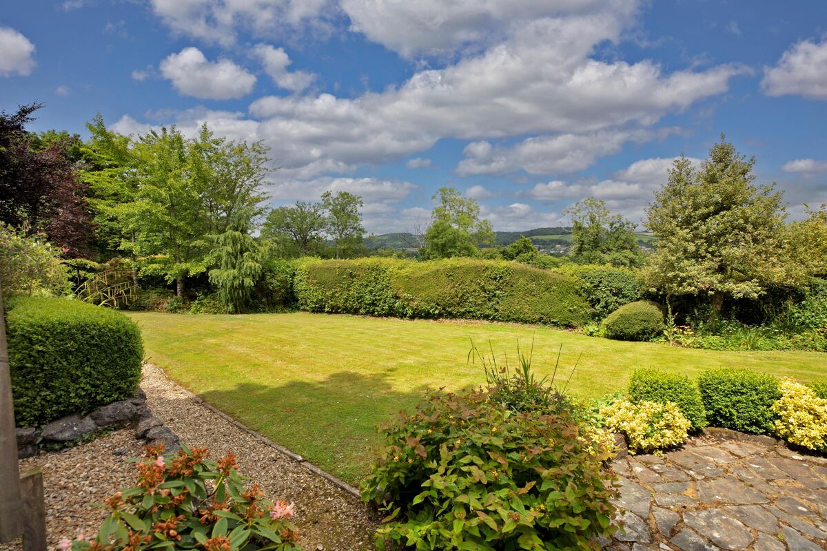 house for sale in Chapple Road, Bovey Tracey, Newton Abbot, Devon, TQ13 EXE012275076 Knight