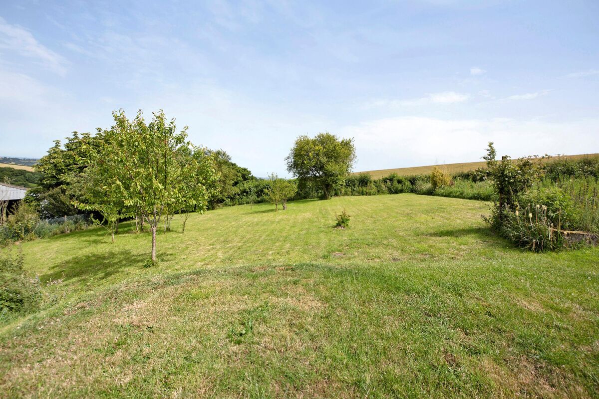 house for sale in Hackworthy Lane, Nadderwater, Exeter, Devon, EX4 EXE012298549 Knight Frank