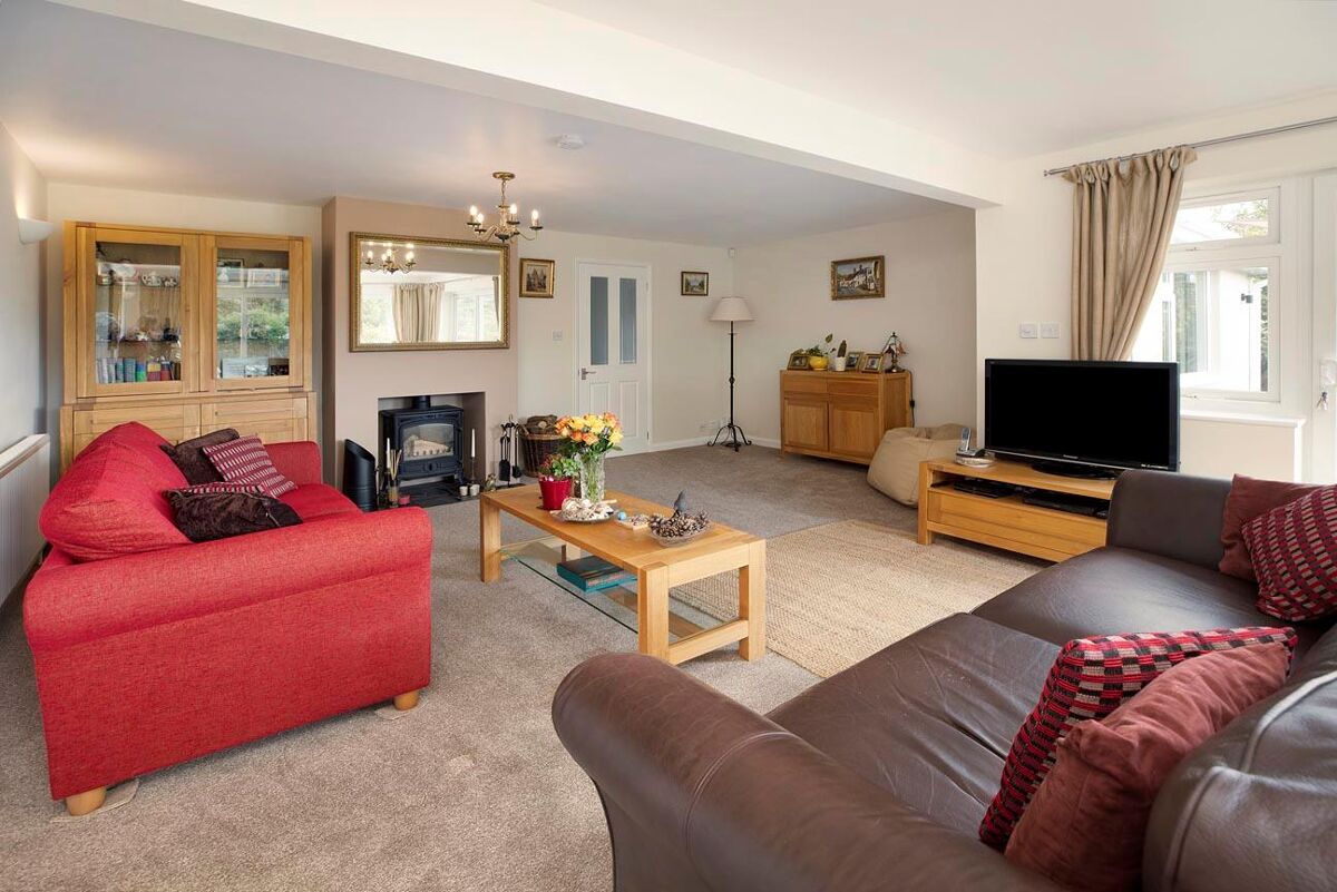 house for sale in Grenville Close, Stokenham, Kingsbridge, Devon, TQ7