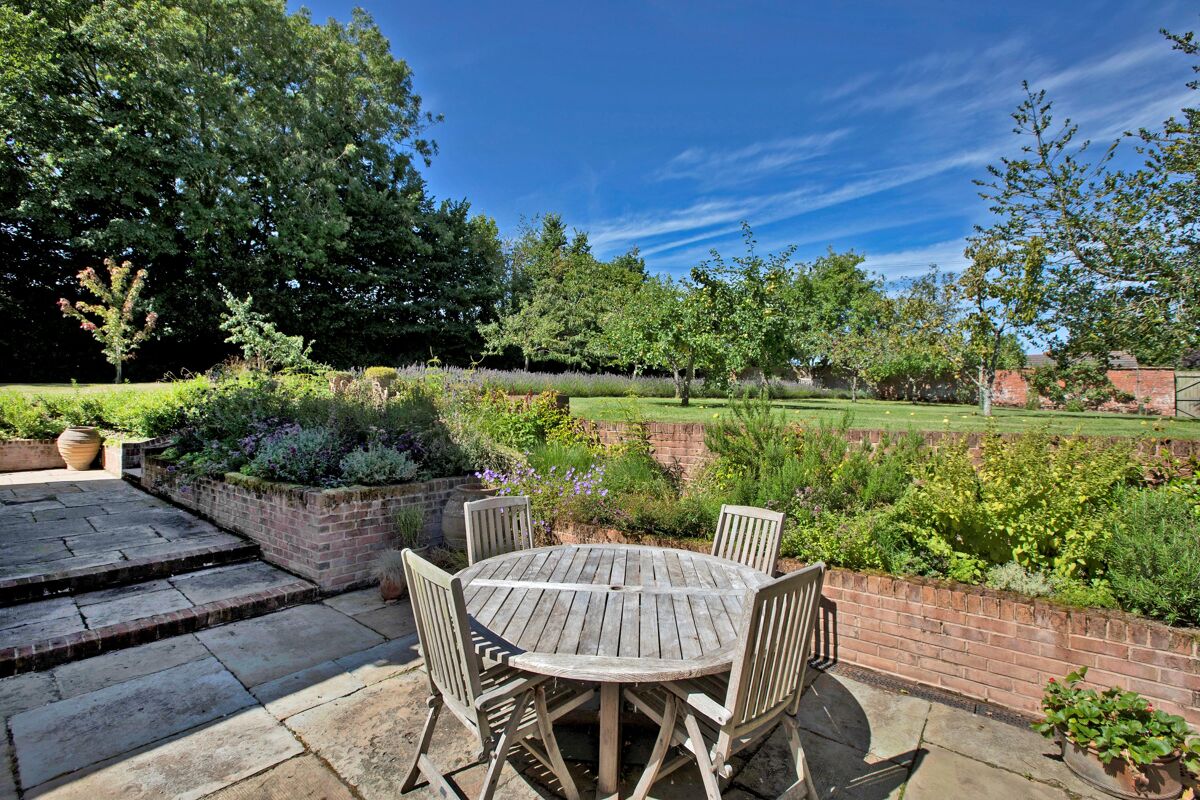 house for sale in Farringdon, Exeter, Devon, EX5 EXE012312275