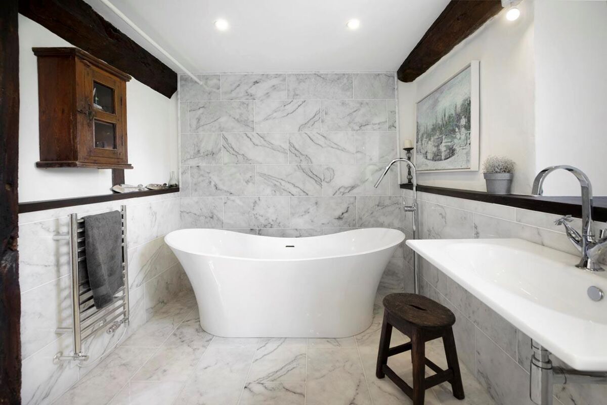 house for sale in Farringdon, Exeter, Devon, EX5 EXE012312275