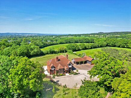 Picture of 6 bedroom house for sale.
