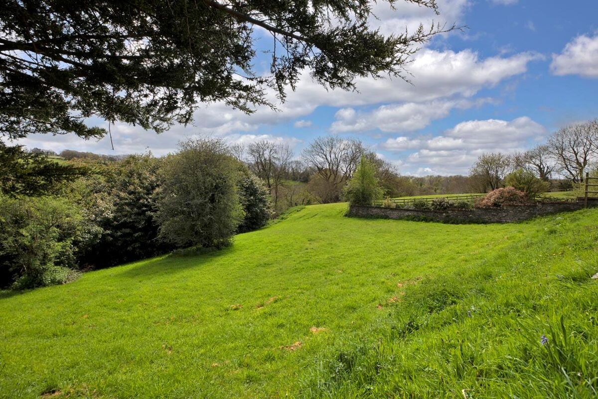 house for sale in Milton Combe, Yelverton, Devon, PL20 EXE012366740