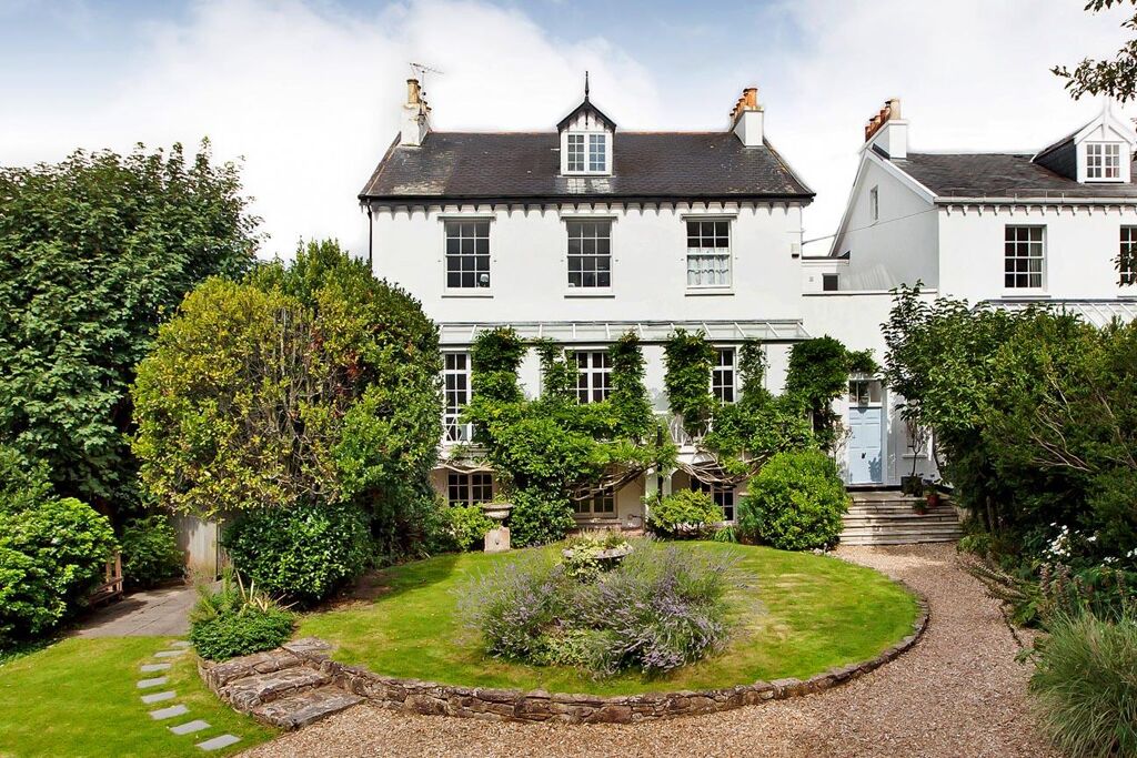 Image of St Leonards Place, Exeter, Devon EX2