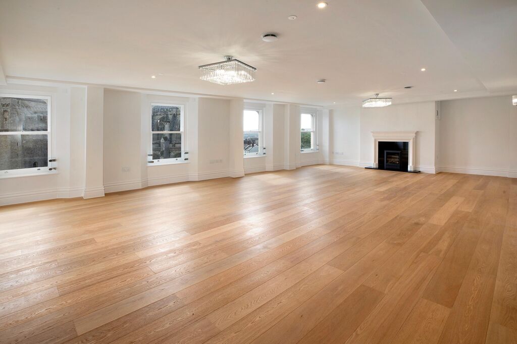 Image of Cathedral Yard, Exeter, EX1