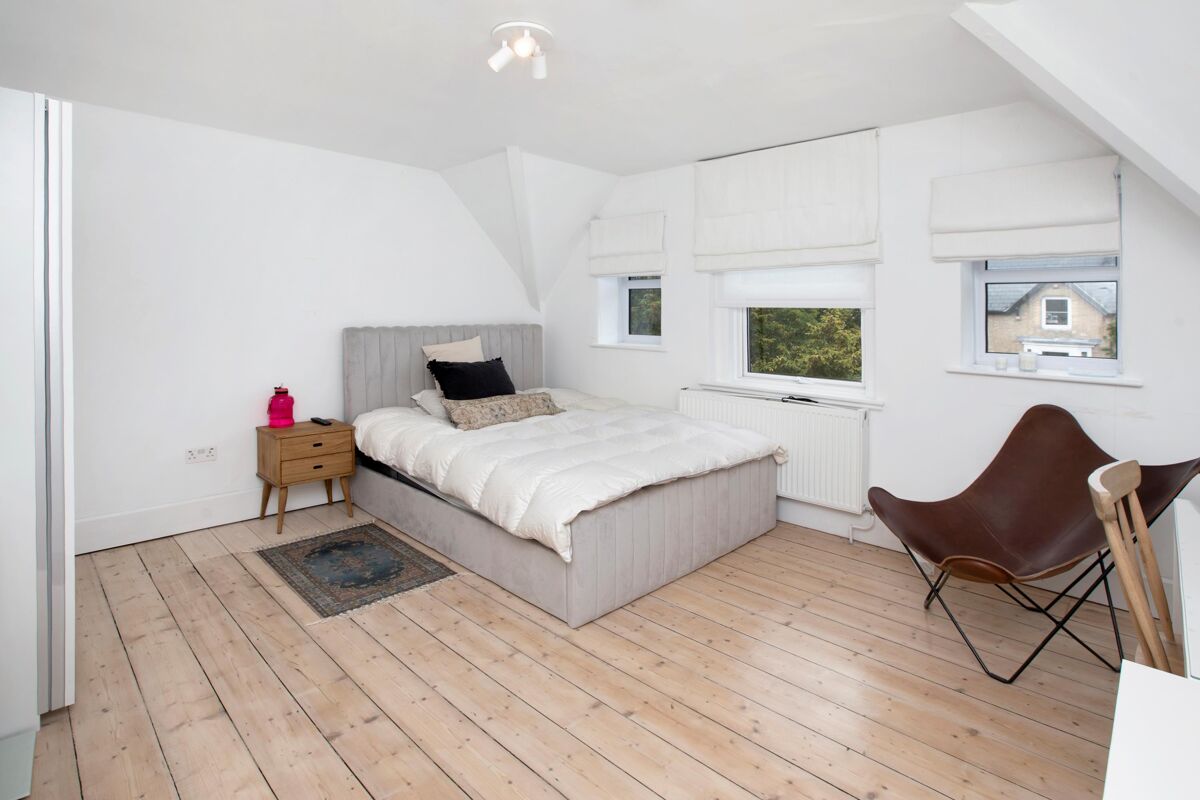 house for sale in Elm Grove, Taunton, TA1 EXE012428546 Knight Frank