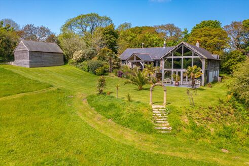 Picture of 4 bedroom house for sale.