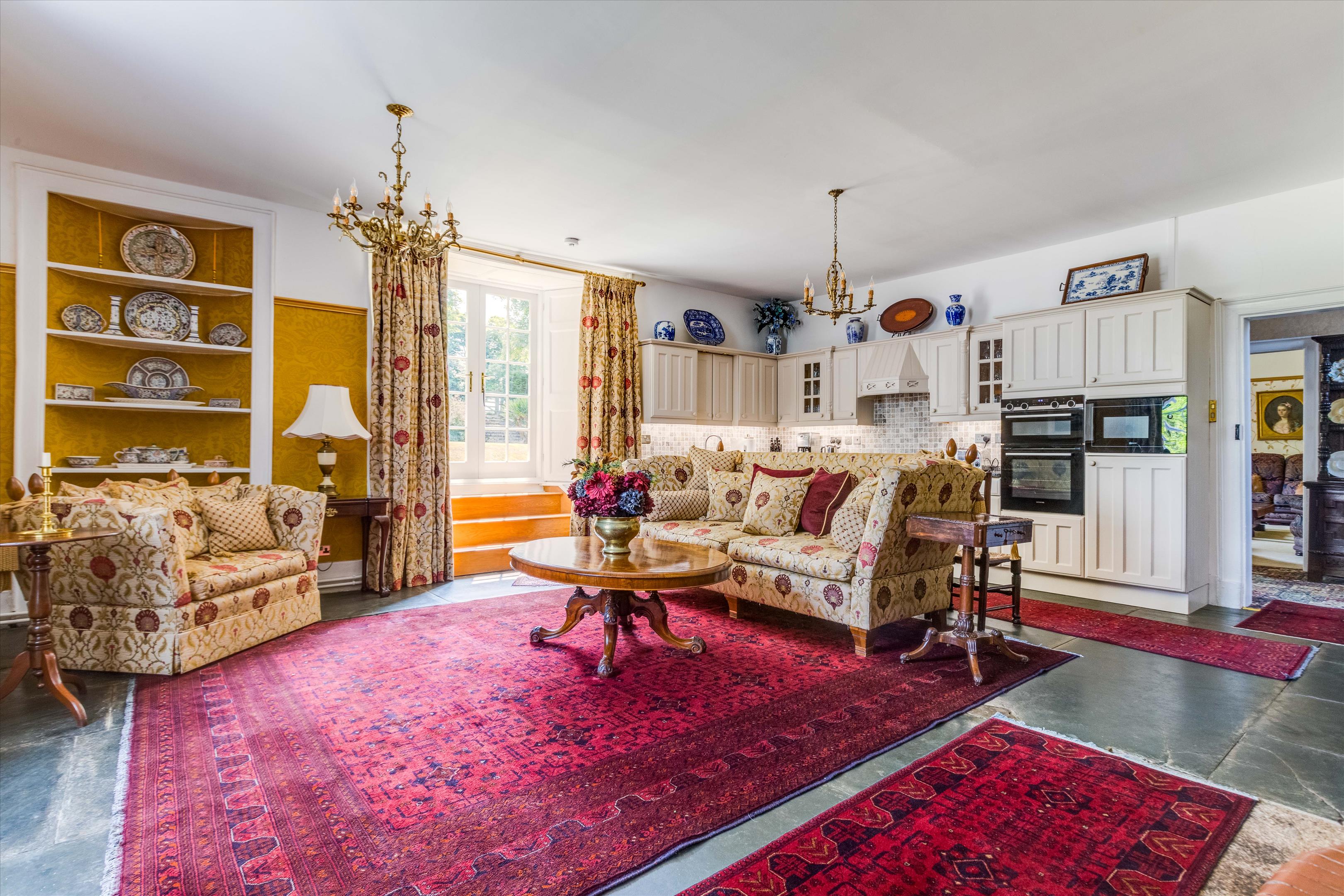 Elevated Country Living in a Timeless Sanctuary 1