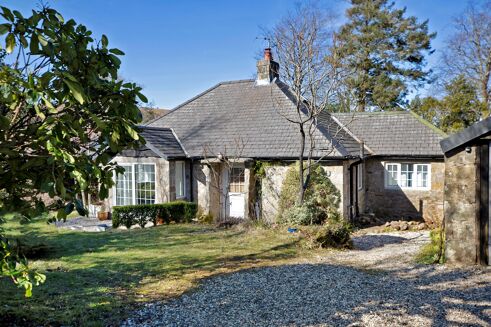 Picture of 3 bedroom house for sale.