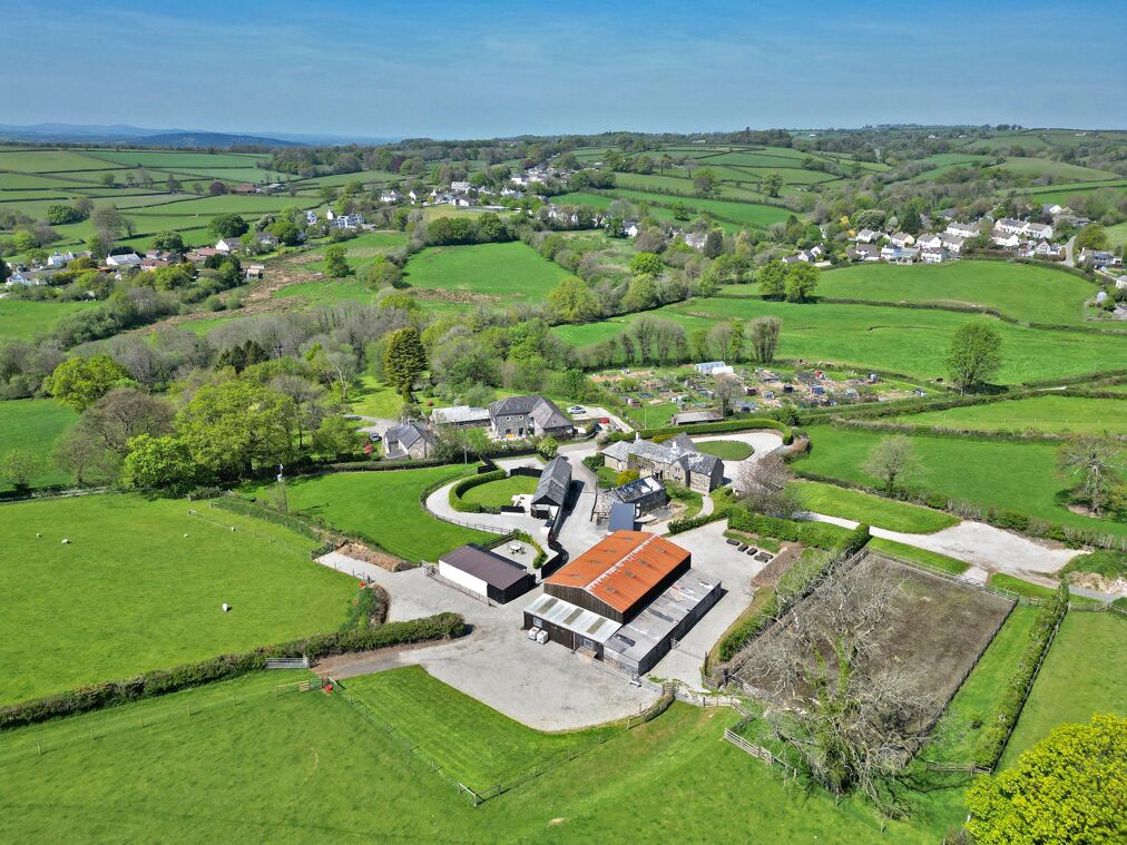 Image of Lamerton, Tavistock, Devon, PL19