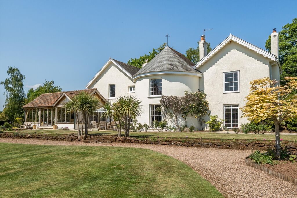 Image of Shillingford Abbot, Exeter, Devon EX2