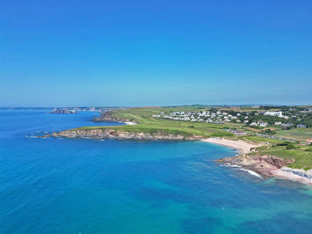 Bucolic Bliss in the Cotswolds Countryside 6