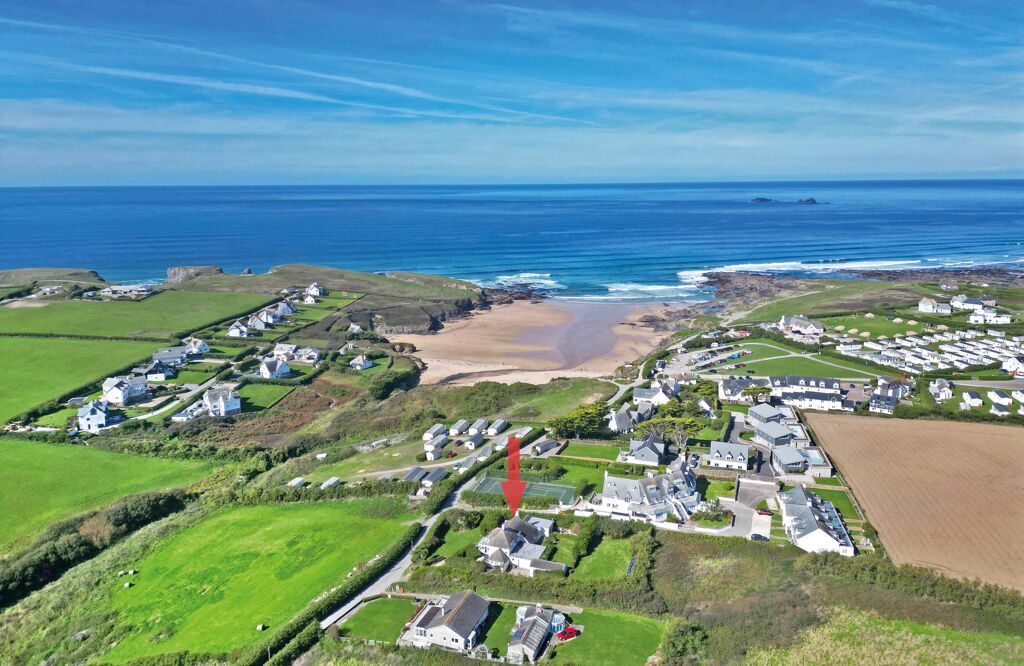 Image of Treyarnon Bay, Padstow, Cornwall, PL28