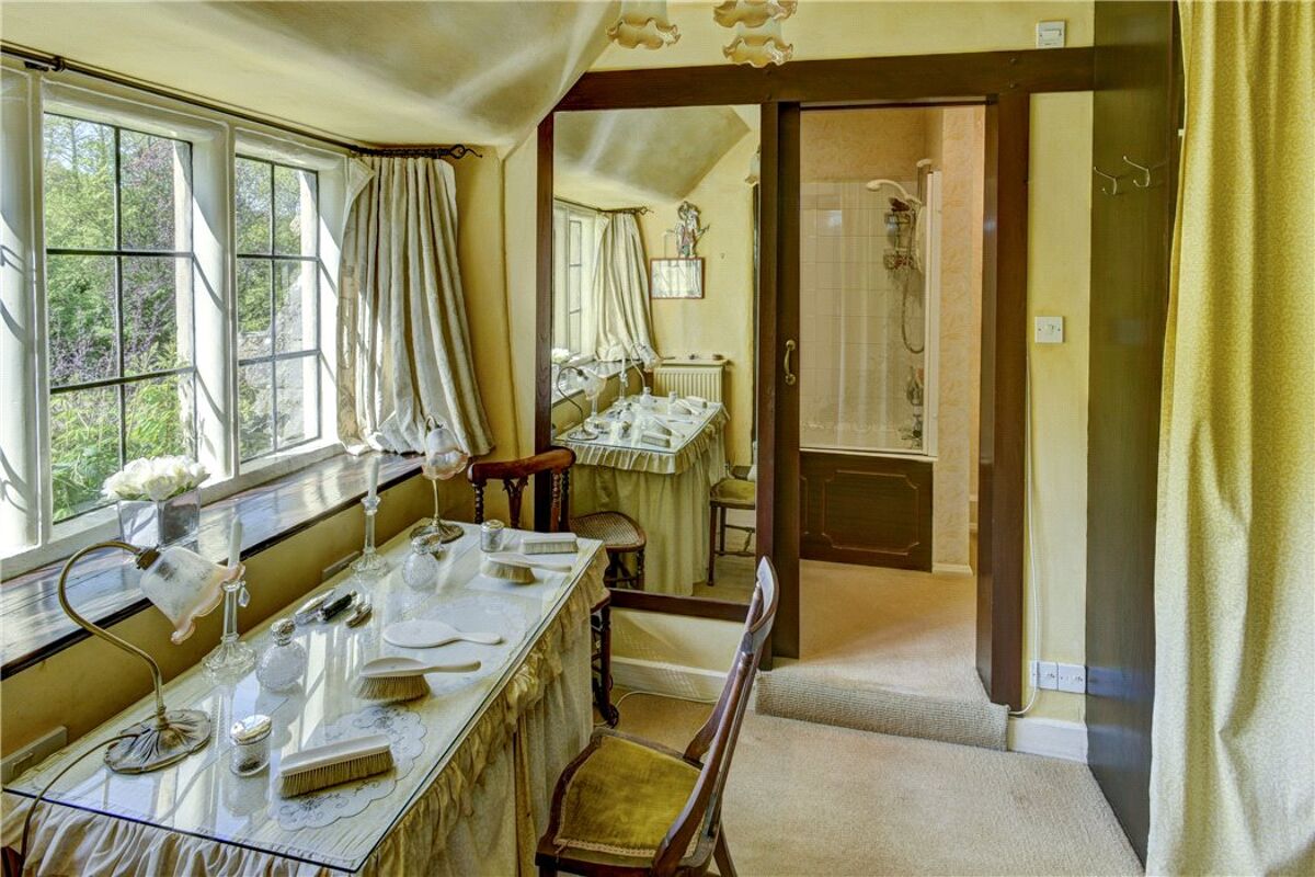 house for sale in Sidmouth, Devon, EX10 EXE070397 Knight